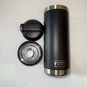 Yeti Rambler 18 oz Water Bottle With Chug Cap Black